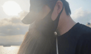 俞灏明凌晨晒王晓晨戴钻戒照 疑似官宣结婚喜讯