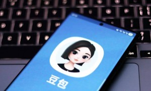 豆包手机刚上线，就被微信淘宝“拉黑”了