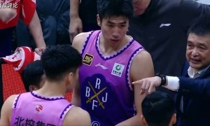 原创 
            该大结局了吧？媒体人：广州龙狮已用最大诚意向北控男篮报价陈国豪