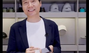 雷军，是时候主动走下神坛了