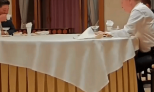 朝鲜电视台播出金正恩出席九三阅兵纪录片，诸多场景首次披露